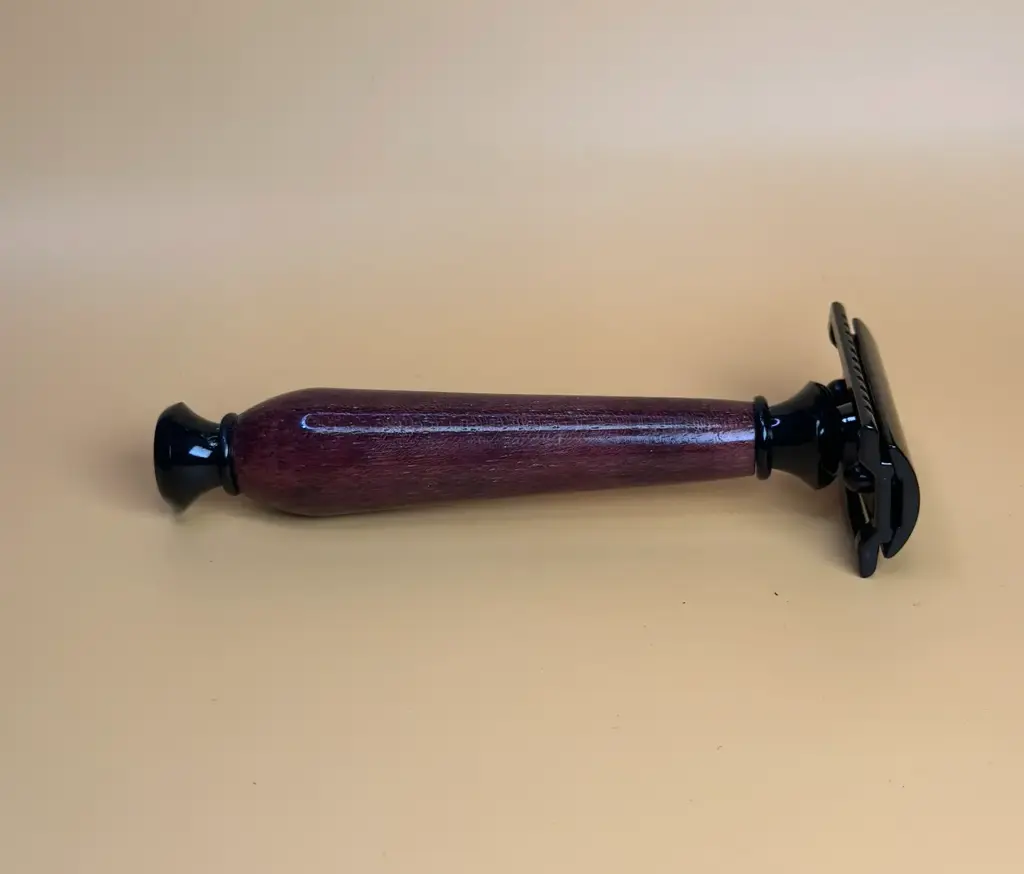Safety Razor in Purpleheart