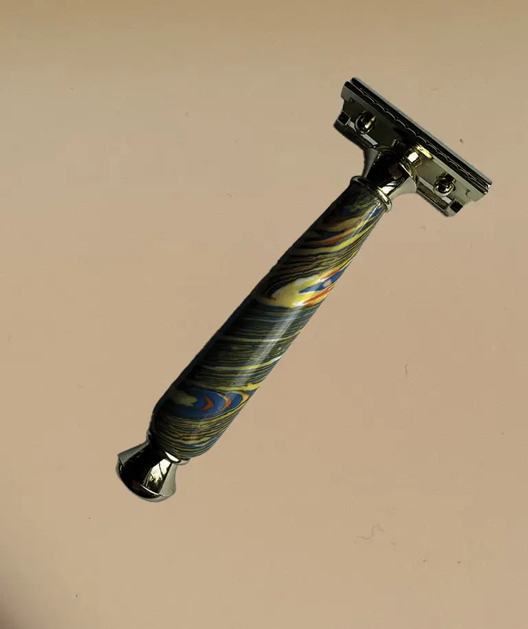 Safety Razor in Yellow Resin