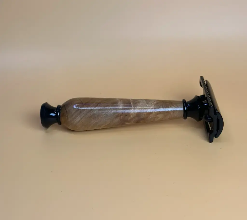 Safety Razor in Wood Burl