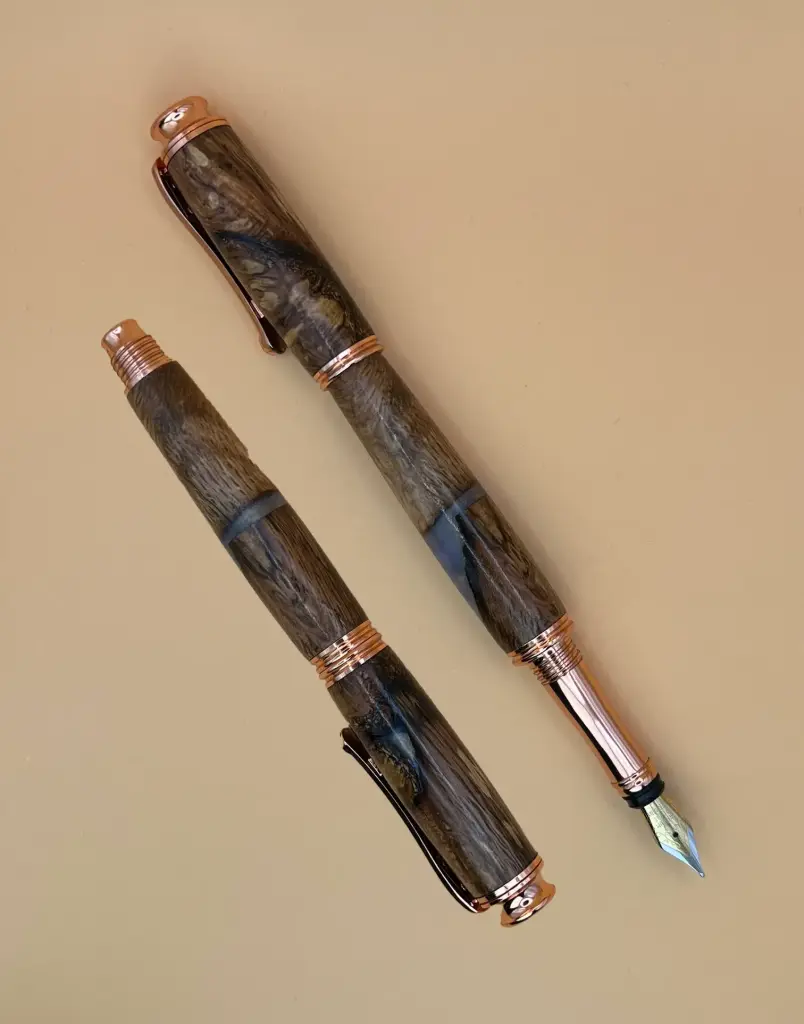 Fountain Pen in Burl & Blue Resin
