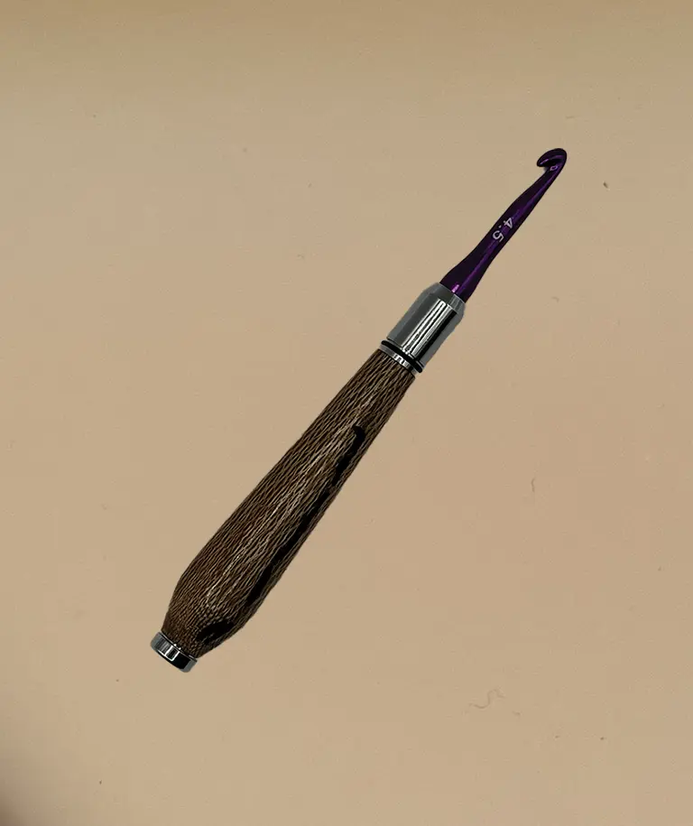 Crochet Hook set in Rewarewa (13cm)