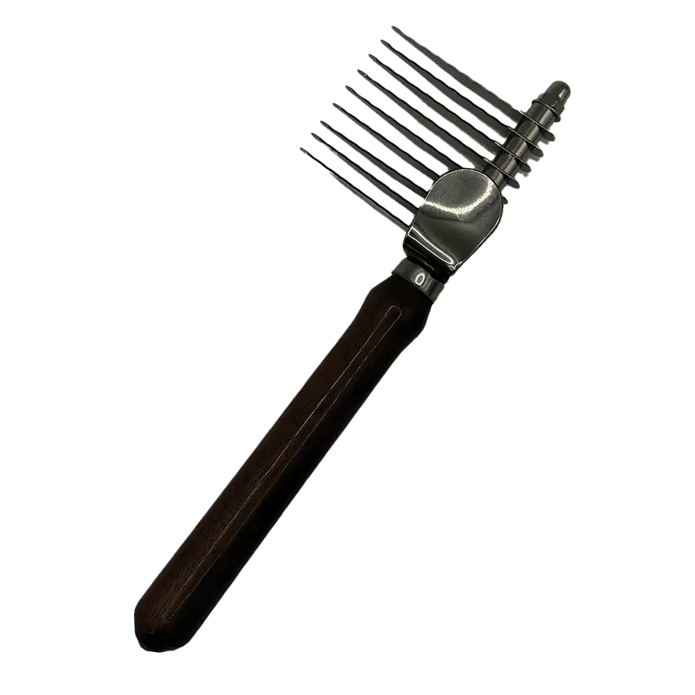 Pet de-matting comb in Walnut