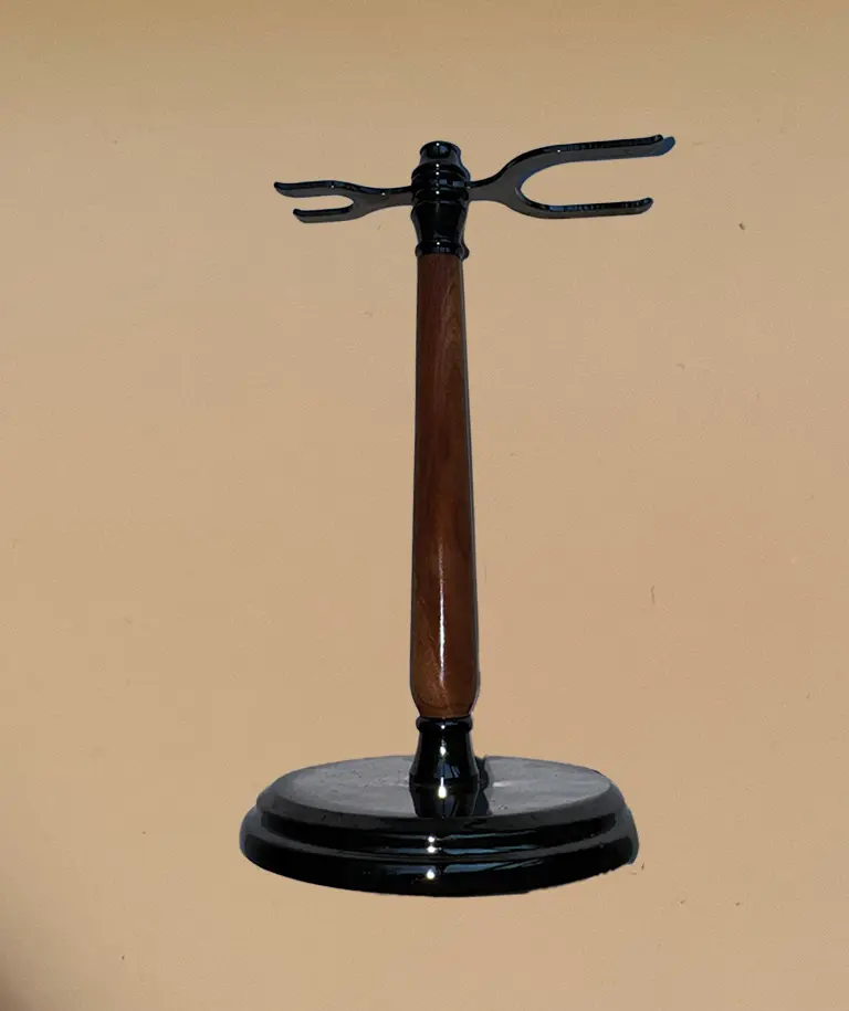 Razor & Brush Stand in Pohutukawa (Gun Metal)