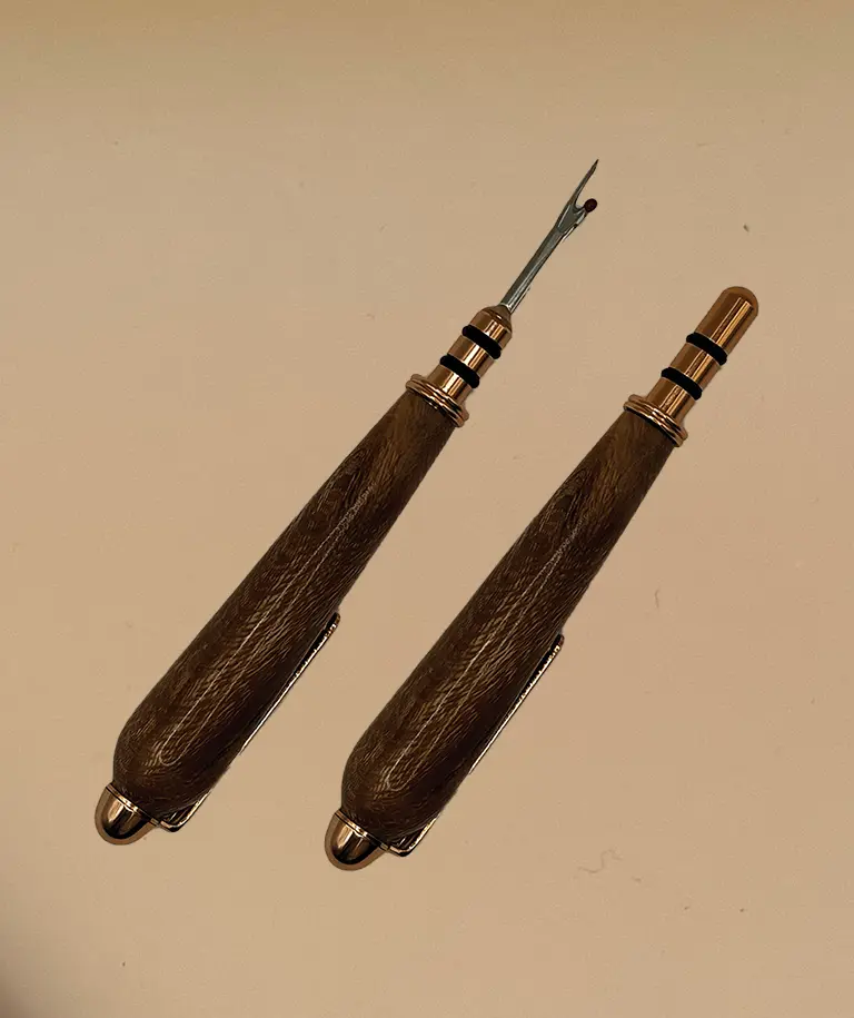 Seam Ripper in Banksia