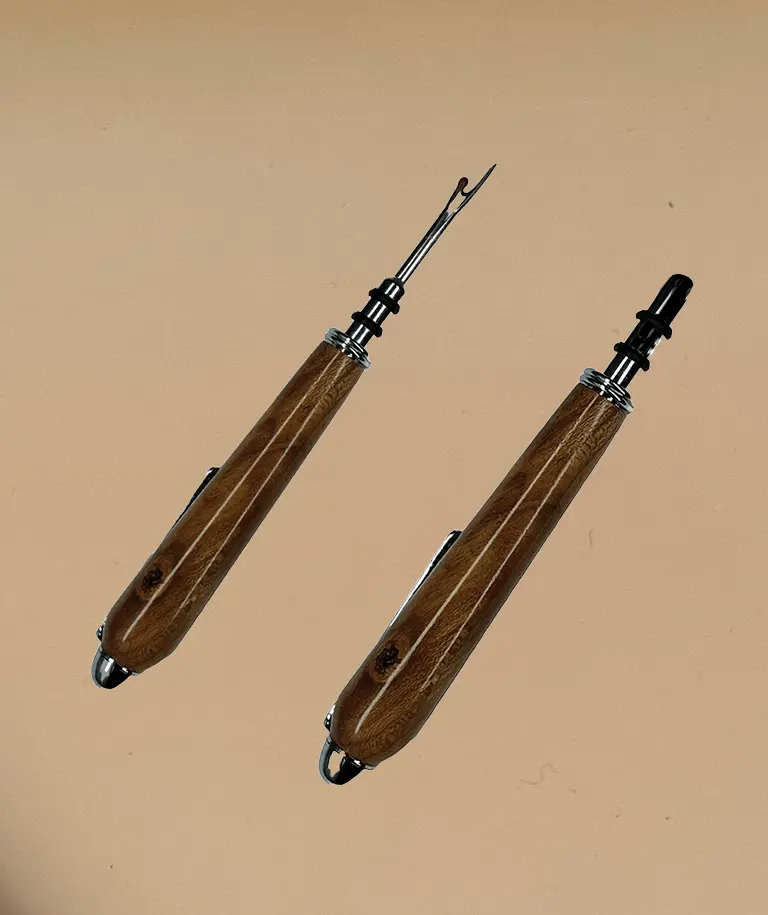 Seam Ripper in Plum (Seam Ripper)