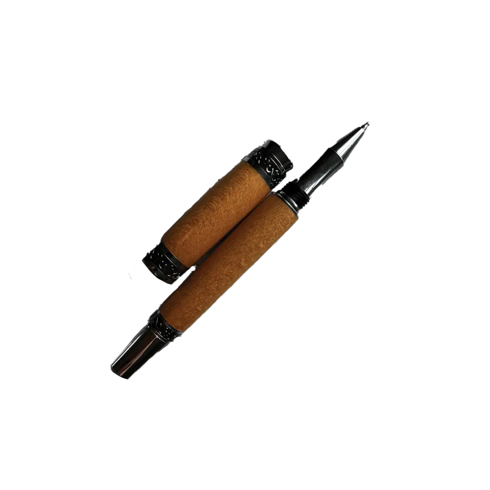 Oversize Rollerball Pen in Kauri (Gold)