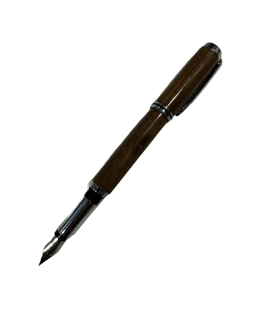 Fountain Pen Black Totara