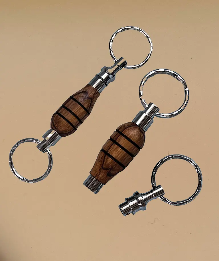 Detachable Keyring in Black Maire