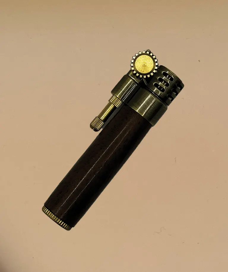 [LGHT-WALN] Lighter in Walnut